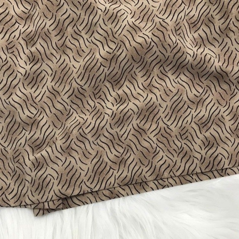 HALEY Sz 8 Shorts Printed Brown Pleated USA - Picture 3 of 6